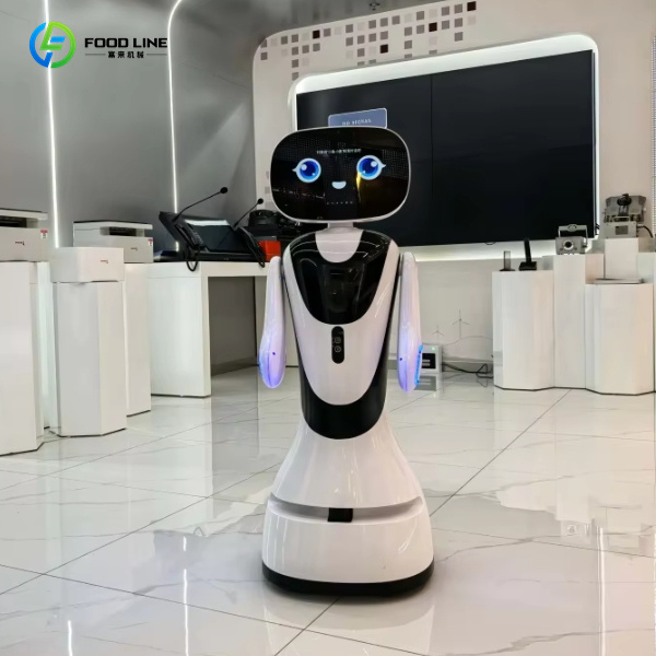 foodline robot in the exhibition hall