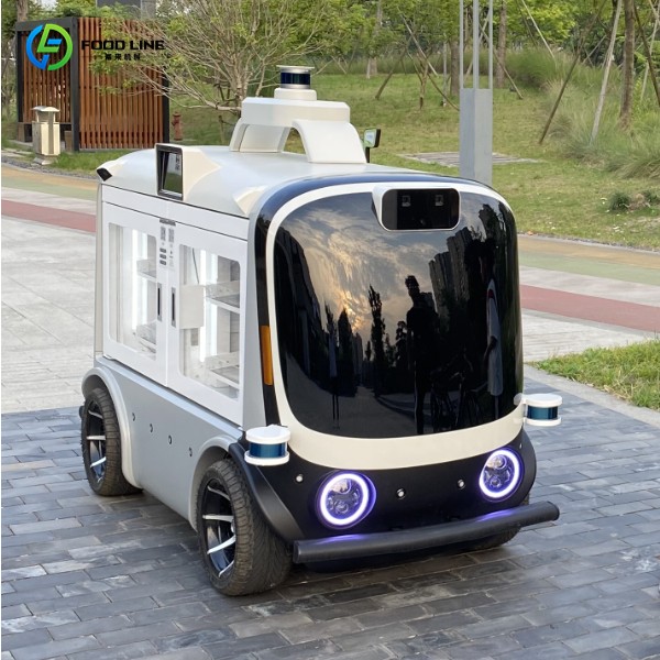 self driving delivery robot working outdoor