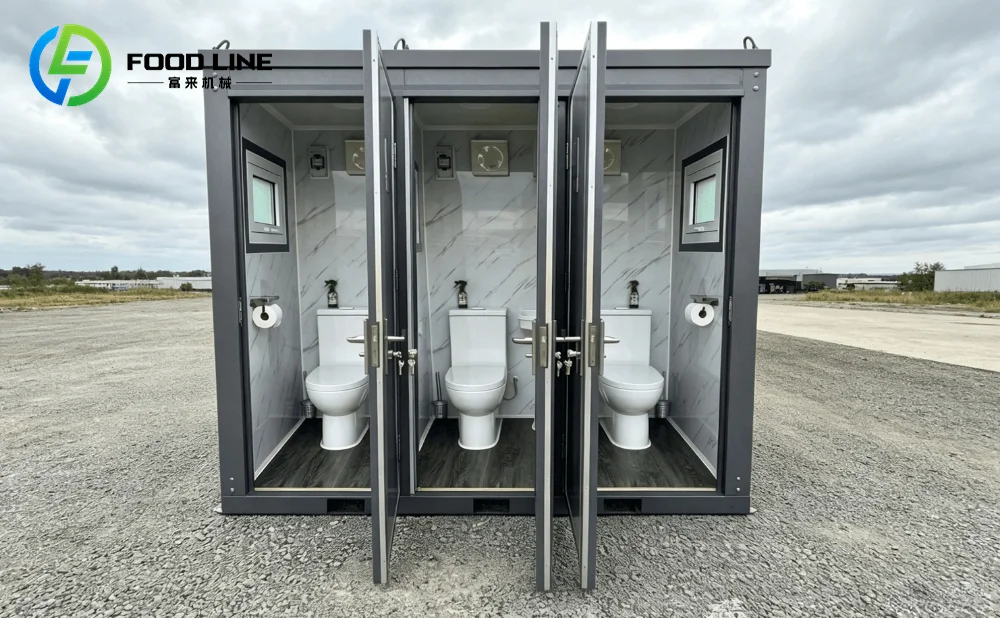 3 stall mobile portable toilet units