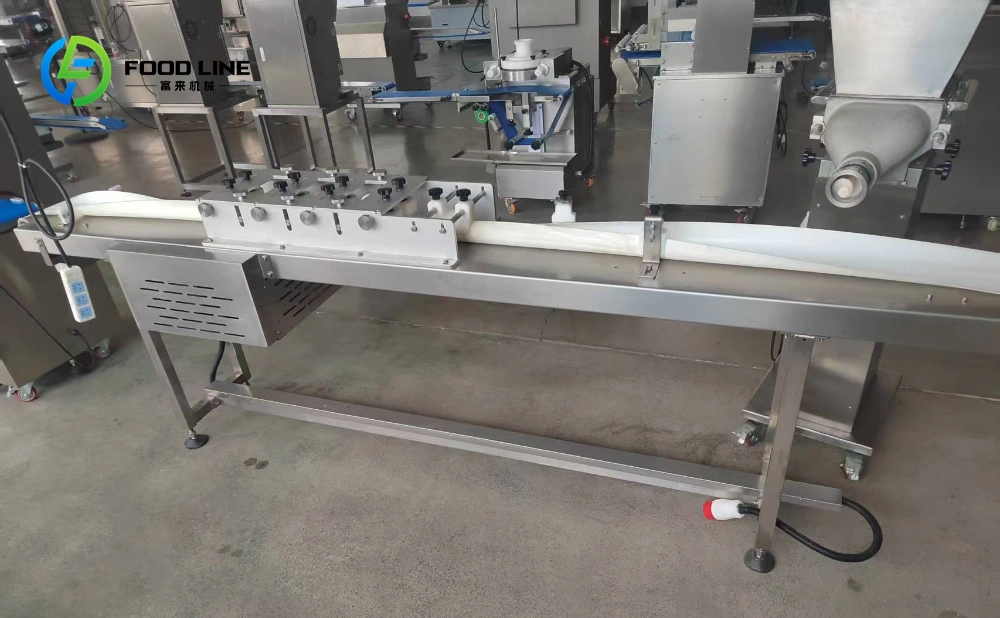 continuous roll sushi machine