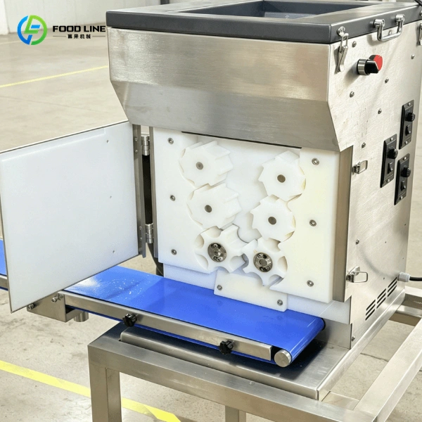 rice ball forming machine